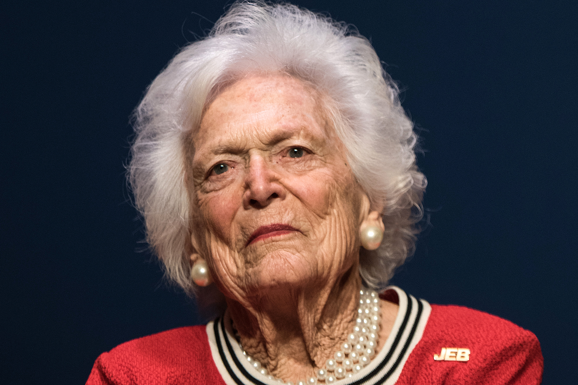 Jeb Bush Campaigns With Mother Barbara Bush One Day Before SC Primary ...